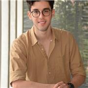 Profesor de literatura inglesa e inglés, bilingüe, joven, paciente y apasionado